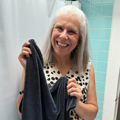 Quick-Absorb Drying Towel – Soft, Fast & Gentle on Hair and Skin