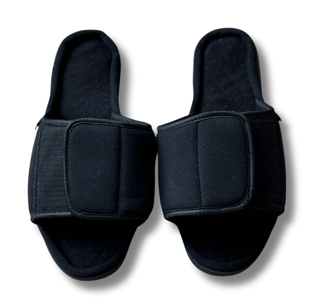 👣 Super-Wide & Adjustable Slippers for Swollen Feet – Ultimate Comfort for Men & Women