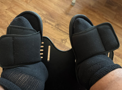 👣 Super-Wide & Adjustable Slippers for Swollen Feet – Ultimate Comfort for Men & Women